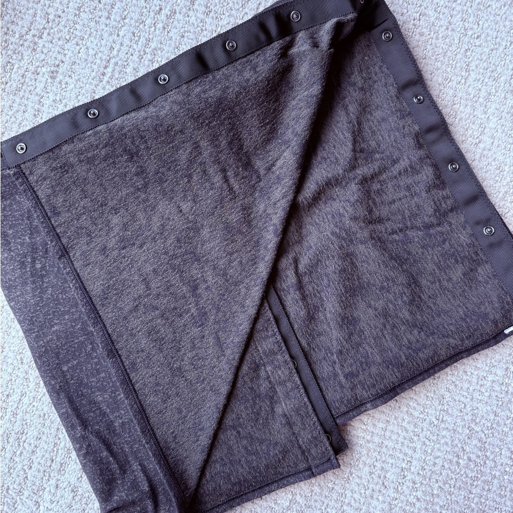 Lululemon Vinyasa Scarf Black Marl - Picture 4 of 4
